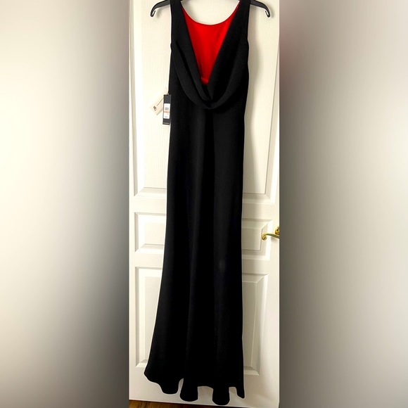 Karl Lagerfeld Dresses & Skirts - Karl Lagerfeld Paris- NWT! GORGEOUS Drop Back Evening Gown